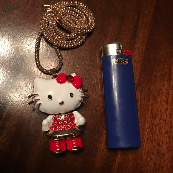 Hello Kitty Necklace! Large and adorable pendant. - Picture 2 of 2